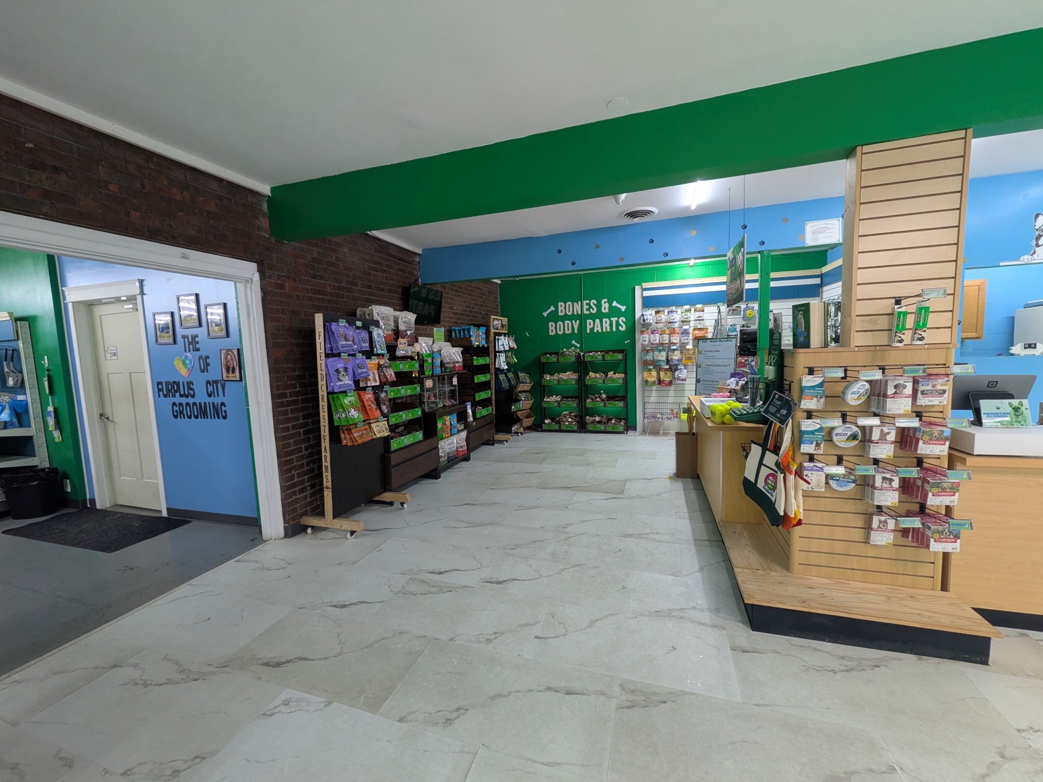 Furplus City interior