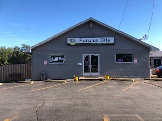 Furplus City storefront in Hillsboro, Missouri